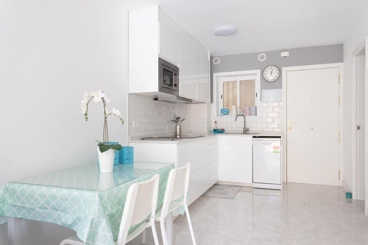 Home2Book Cozy Pool & Terrace Apt Los Cristianos Лос Кристианос Экстерьер фото